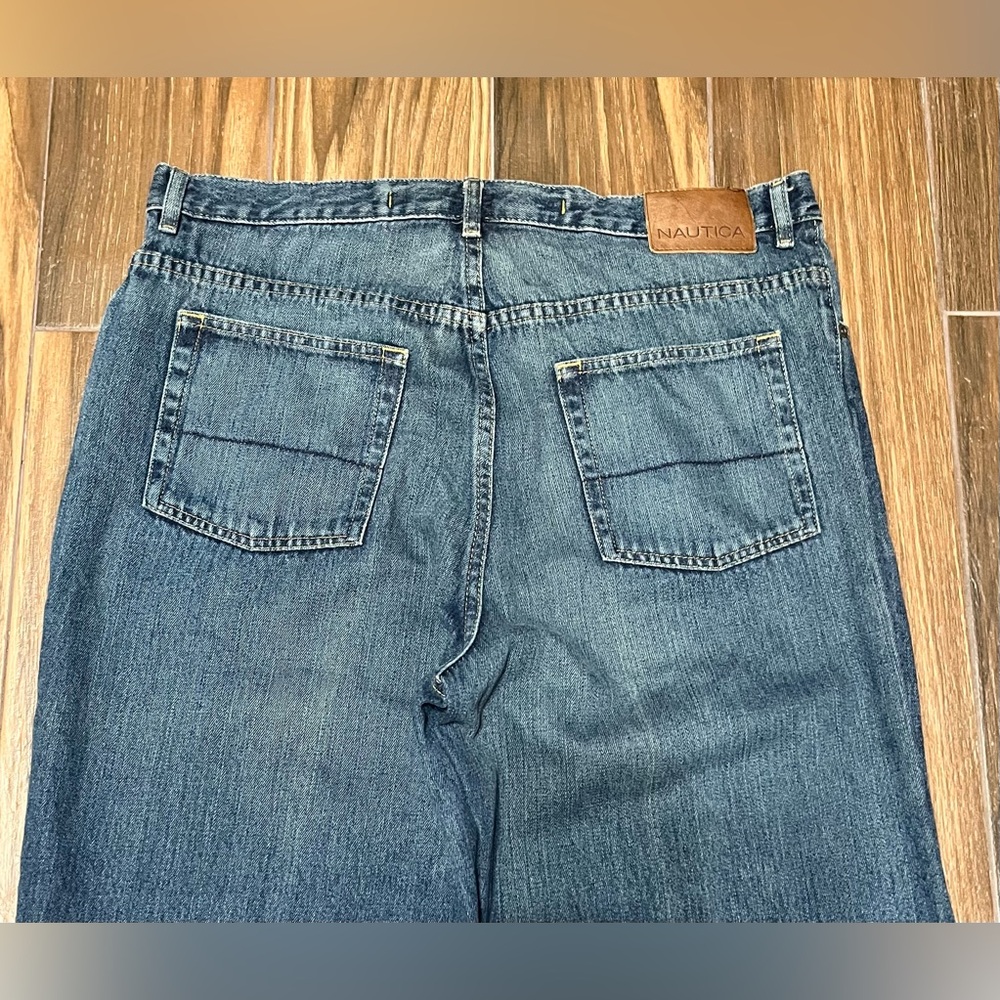 Nautica Men's Relaxed Fit Blue Jeans‎ - Picture 7 of 10